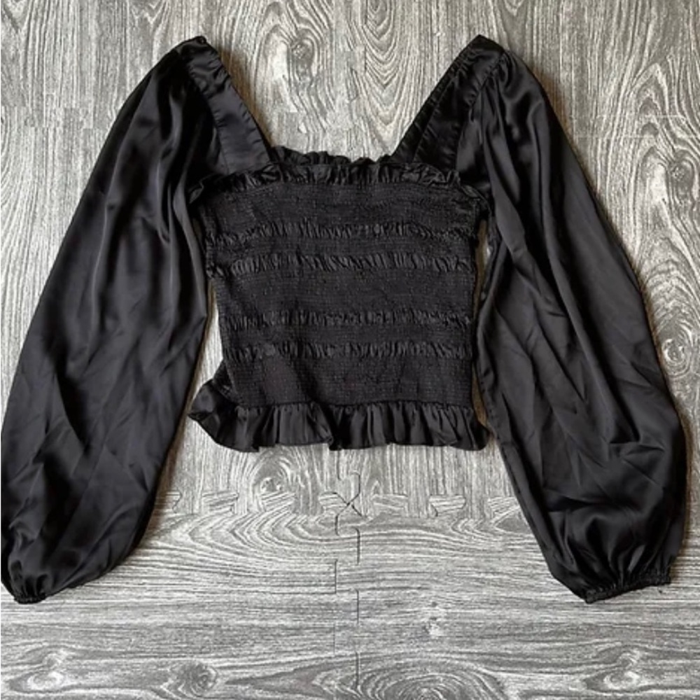 Black Long sleeve DO+BE silk top | Size:S | Color:Black | Material: Silk